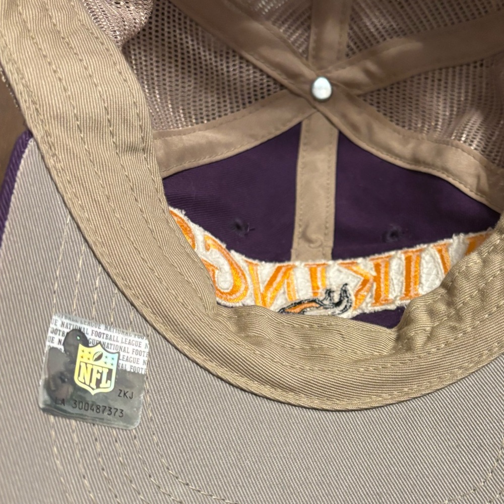 Minnesota Vikings NFL SnapBack cap - Picture 5 of 8
